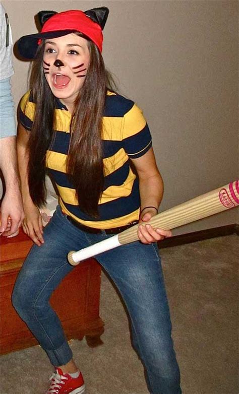 20 clever pun costumes for halloween funny gallery ebaum s world