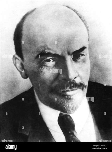 Lenin Vladimir Ilyich Ulyanov 2241870 2111924 Russian