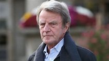 Bernard Kouchner - La biographie de Bernard Kouchner avec Gala.fr