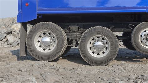 Tips To Select A Vocational Heavy Duty Construction Truck Suspension