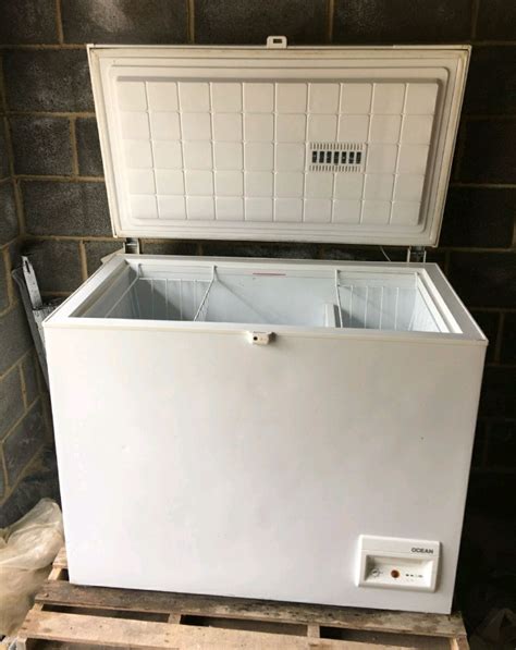 Large Ocean Chest Freezer Good Working Condition Approx 300l In