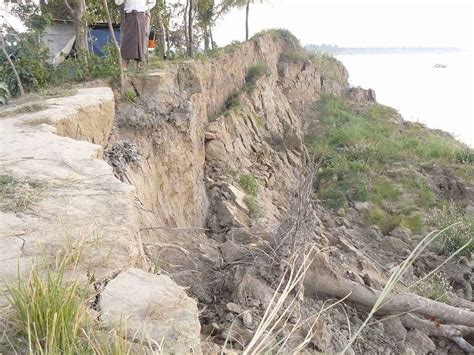 About 400 Houses Relocated Because Of River Bank Erosion Global New