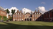 Marlborough College invaded by travellers - BBC News
