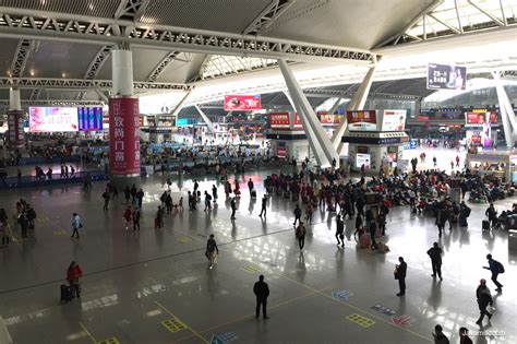 Apapun kadar intrest atau kadar faedah kereta anda, kita mesti mengetahui kadar faedah yang rendah adalah pilihan bagi semua orang semasa membeli kereta terpakai atau baru. Cara Beli Tiket Kereta China