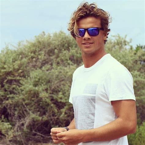 pin by katey hudson on these people julian wilson surf style men surfer guys