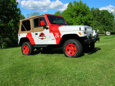 Jeep Wrangler Jurassic Park Tribute Is Here To Take You To Isla Nublar