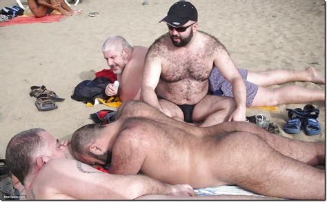 Mature Chubby Nude Beach Fun Bbw And Bears 47 Fotos