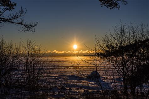 Finnish Sunrise Sunrise Across The Frozen Sea In Haukilaht Flickr