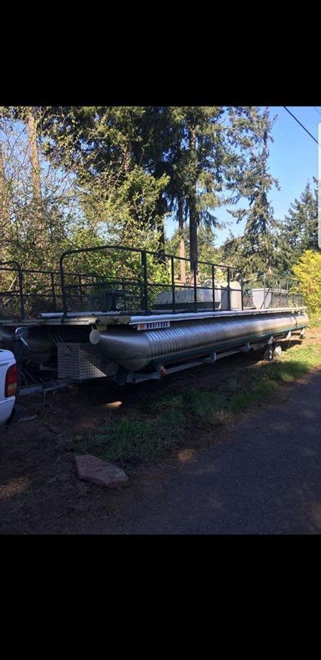 32 Pontoon Boat For Sale In Tacoma Wa Offerup