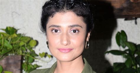 Ragini Khanna Wiki Height Biography Early Life Career Age Birth