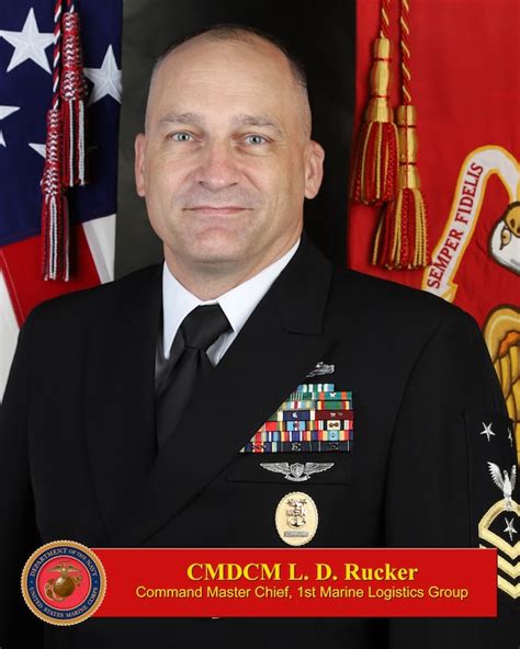 Cmdcm Ld Rucker 1st Marine Logistics Group Leaders