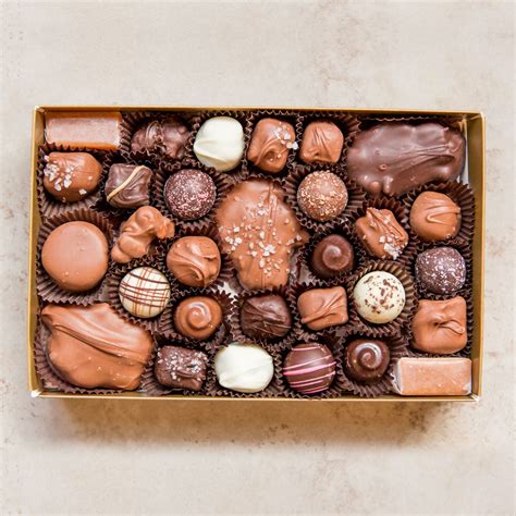 Custom 1 Pound Box Of Assorted Chocolates Veni S Sweet Shop