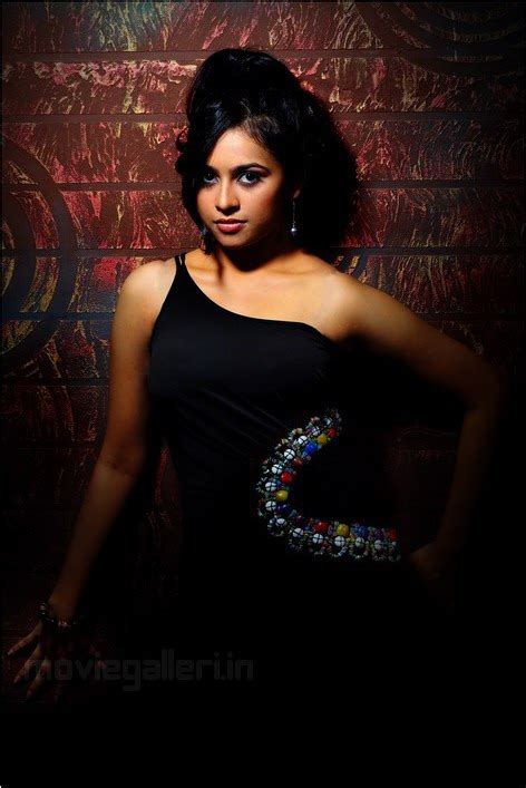 Telugu Actress Sree Divya Photo Shoot Images Gallery Pictures