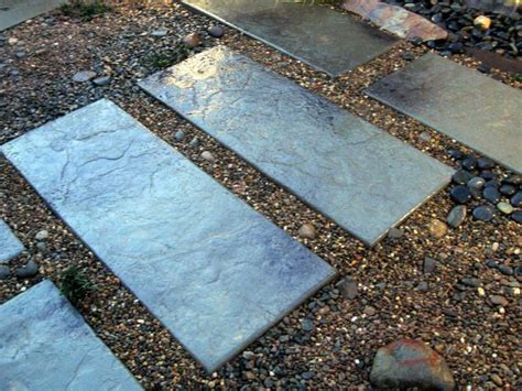 How To Stamp And Color Concrete Steppers Stepping Stones Diy
