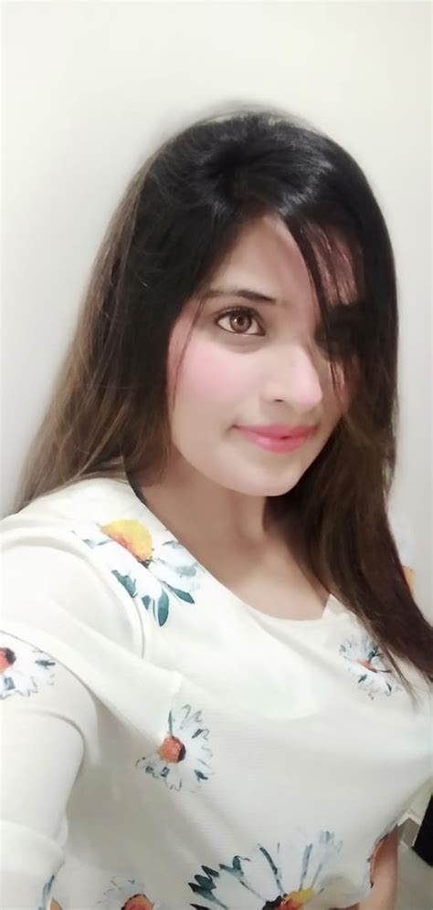 Ayesha Indian Milf Indian Escort In Abu Dhabi 2