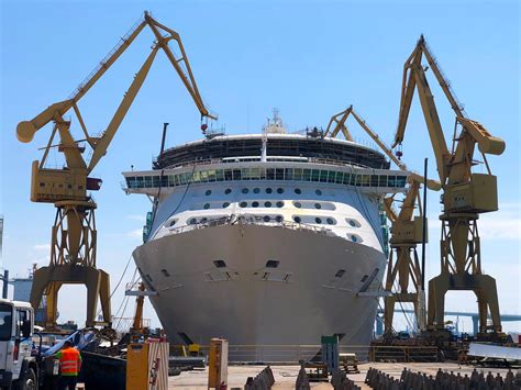 Dry dock (also commonly drydock) is typically a narrow basin that can be flooded to allow a ship to be floated in, then drained to allow that ship to this dry dock schedule contains the entire carnival cruise lines' fleet. Royal Caribbean Cruise Ship Enters Dry Dock for Monster ...