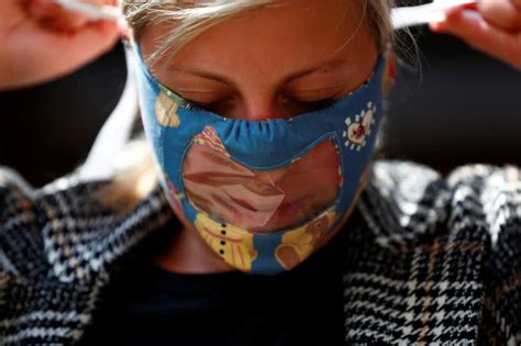 Deaf Belgians Demand Transparent Masks For Lip Reading During Coronavirus