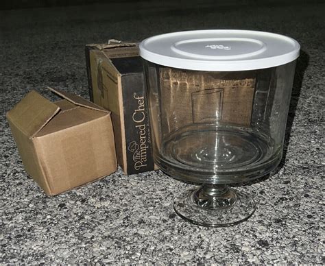 pampered chef glass trifle bowl w stand in original box 2832 99901028329 ebay