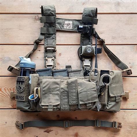 The Mayflower Uw Gen Iv Chest Rig Is Compact And Purpose Built To Hold Mission Essential Gear