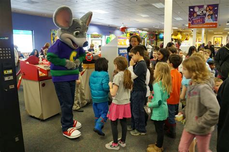 Evan And Laurens Cool Blog 21913 Chuck E Cheeses Let The Good