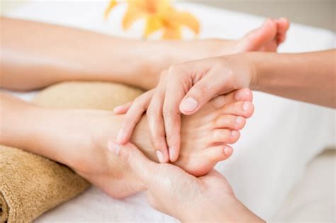 Focus Sur Le Massage Japonais Des Pieds Mon Jardin Secret Esthéticienne à Domicile