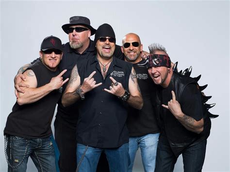 The Cast Of Counting Cars Counting Cars Reality Tv Reality Tv Shows
