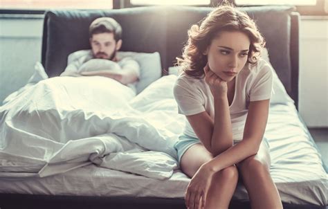 5 علامات تدلّ على أنكِ غير راضية عن علاقتك الزوجية نواعم