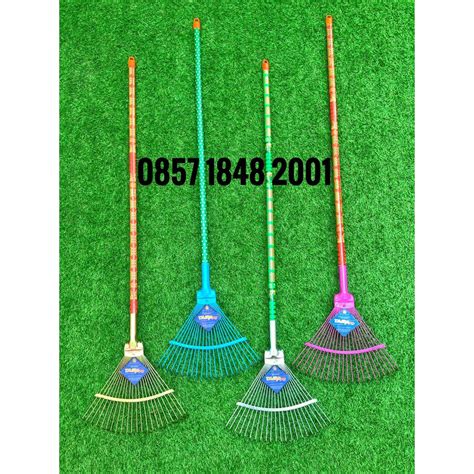Sapu Taman Besi/Sapu Pantai/Sapu Pasir/Sapu Serok/Garu/Garu Gagang Kayu