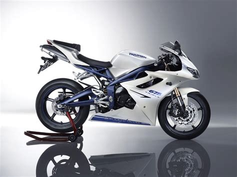 2011 Triumph Daytona 675 Se Motozombdrivecom