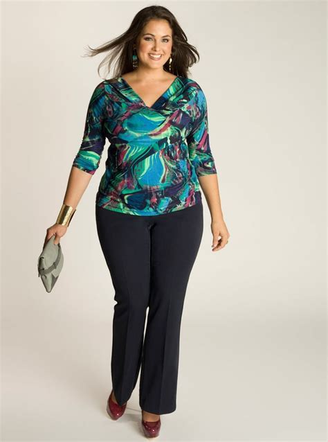 How To Dress An Apple Shaped Body Plus Size Fasion Plus Size Fashion