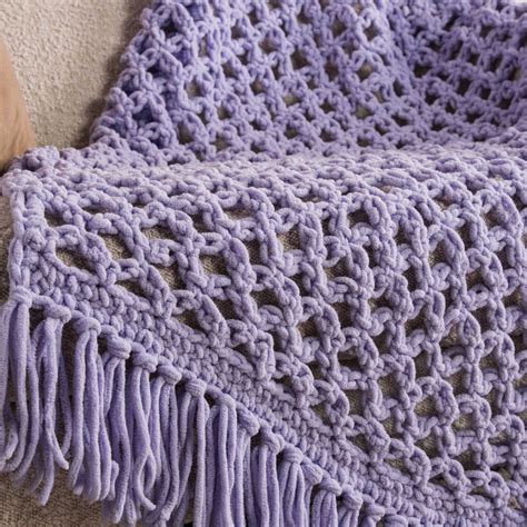 bernat love knot crochet blanket sparkle yarnspirations crochet blanket crochet easy