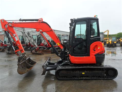 Kubota U48 4 Alan Milne Tractors