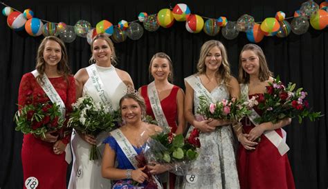 Standing Out From The Crowd Emma Higginbotham Crowned 4 H Fair Queen