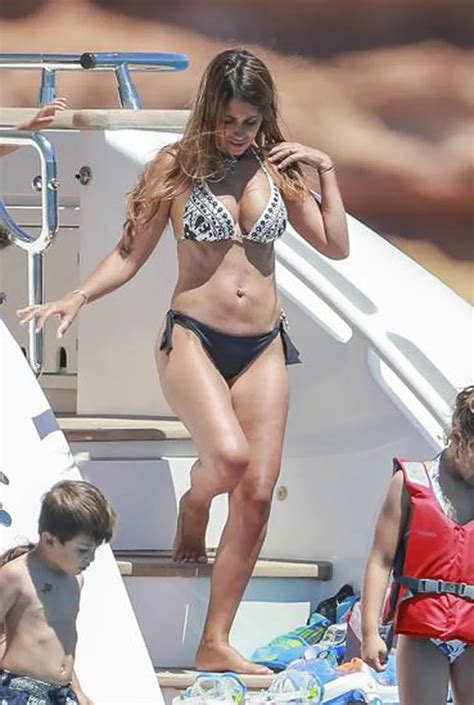 Antonella Roccuzzo mostró su cuerpazo en bikini a días de su casamiento