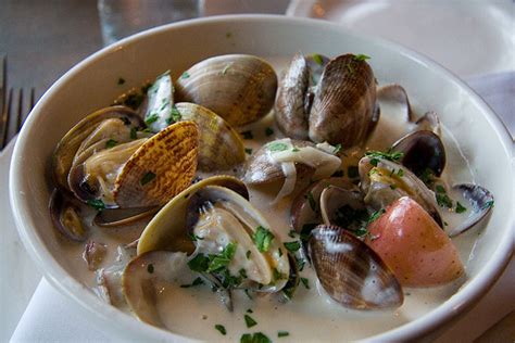 Mnew england clam chowder is probably the best known, but it's not the only style. Hoh Rain Forest - Chandler O'Leary