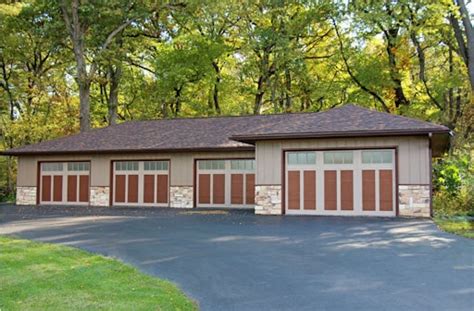 Why You Should Use Professionals To Install Or Repair Your Garage Door