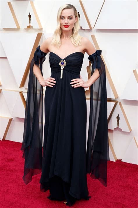 Margot Robbie Oscars 2021 Margot Robbies Oscars 2021 Hair Is The Perfect Post After An