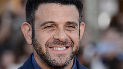 Adam Richman Man V Food Star Apologizes For Inexcusable Remarks