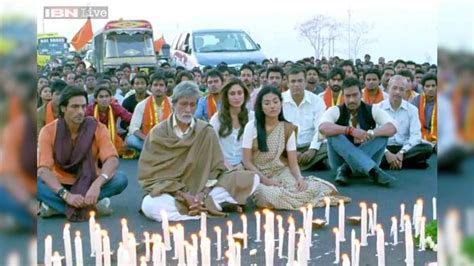 Satyagraha Movie Review Well Intentioned Drama Turned Into A