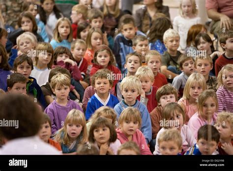 Large Group Of Children Stock Photo 61530935 Alamy