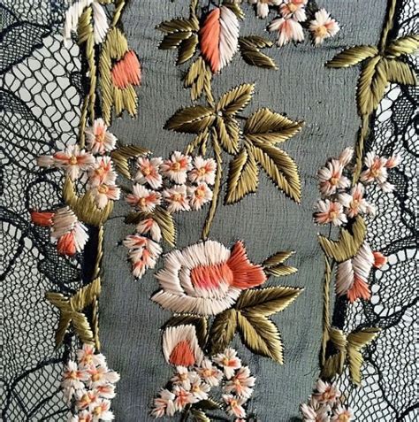Beautiful Hand Embroidery From The Haute Hippie Fall 2014