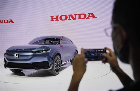 Honda Will Sell Two Electric Suvs In The Us For The 2024 Model Year