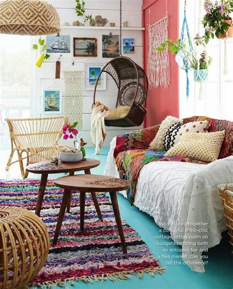 35 Beautiful Small Bohemian Living Room Ideas