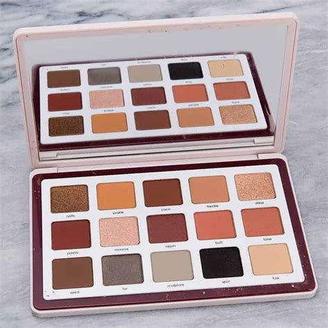 Venite a scoprire la natasha denona camel palette eye shadow palette. Natasha Denona Biba Eyeshadow Palette Review & Swatches ...