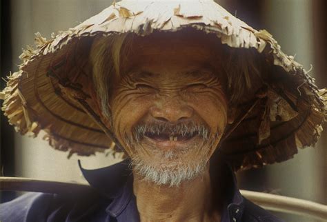 Vietnam Lachender Mann Bild And Foto Von Urs Jenzer Aus Jury Voting