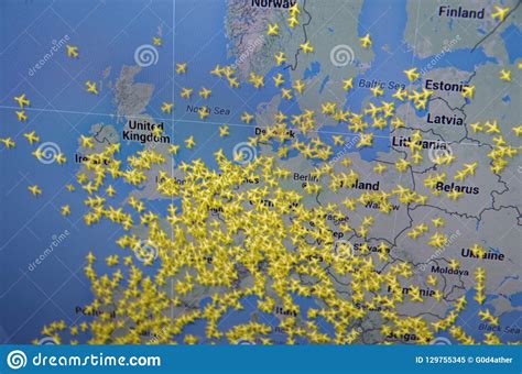 Flightradar24.com is a flight tracker with global coverage that tracks 150,000+ flights per. Flightradar24 editorial image. Image of symbol, close ...