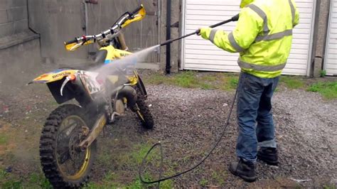 How To Clean Dirt Bike Without A Pressure Washer Cleanestor