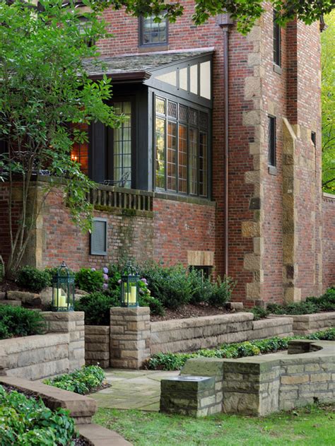 Homes, and is located in the community of the eagle glen at describes this home as brick and stone accent exterior with contemporary, open plan interior. Brick With Stone Accents | Houzz