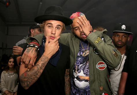 Chris Brown E Justin Bieber Lançam A Linda E Sofrida Dont Check On Me