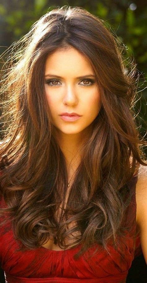 Les cheveux chatain - quelle nuance choisir et pourquoi - Archzine.fr